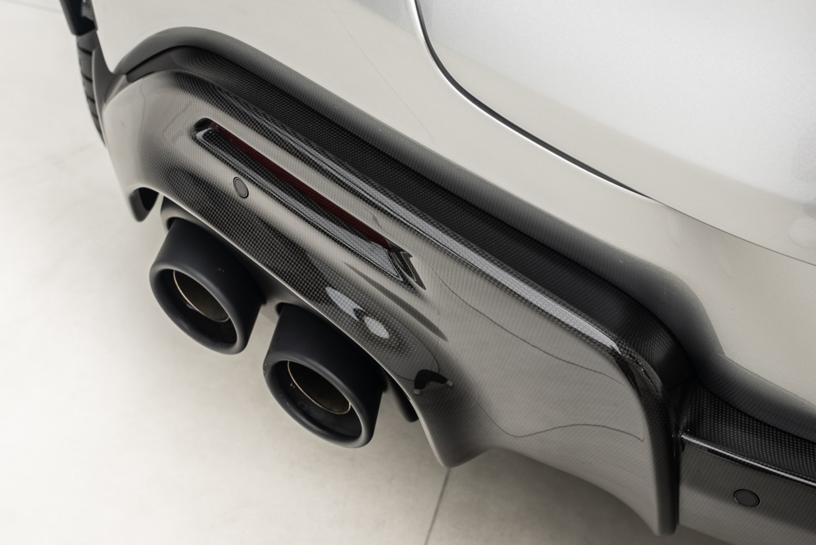 2025 FERRARI PUROSANGUE | FULL CARBON | ATELIER CAR | MASSAGE SEATS | HIGH SPEC | MAIN DEALER SERVIC
